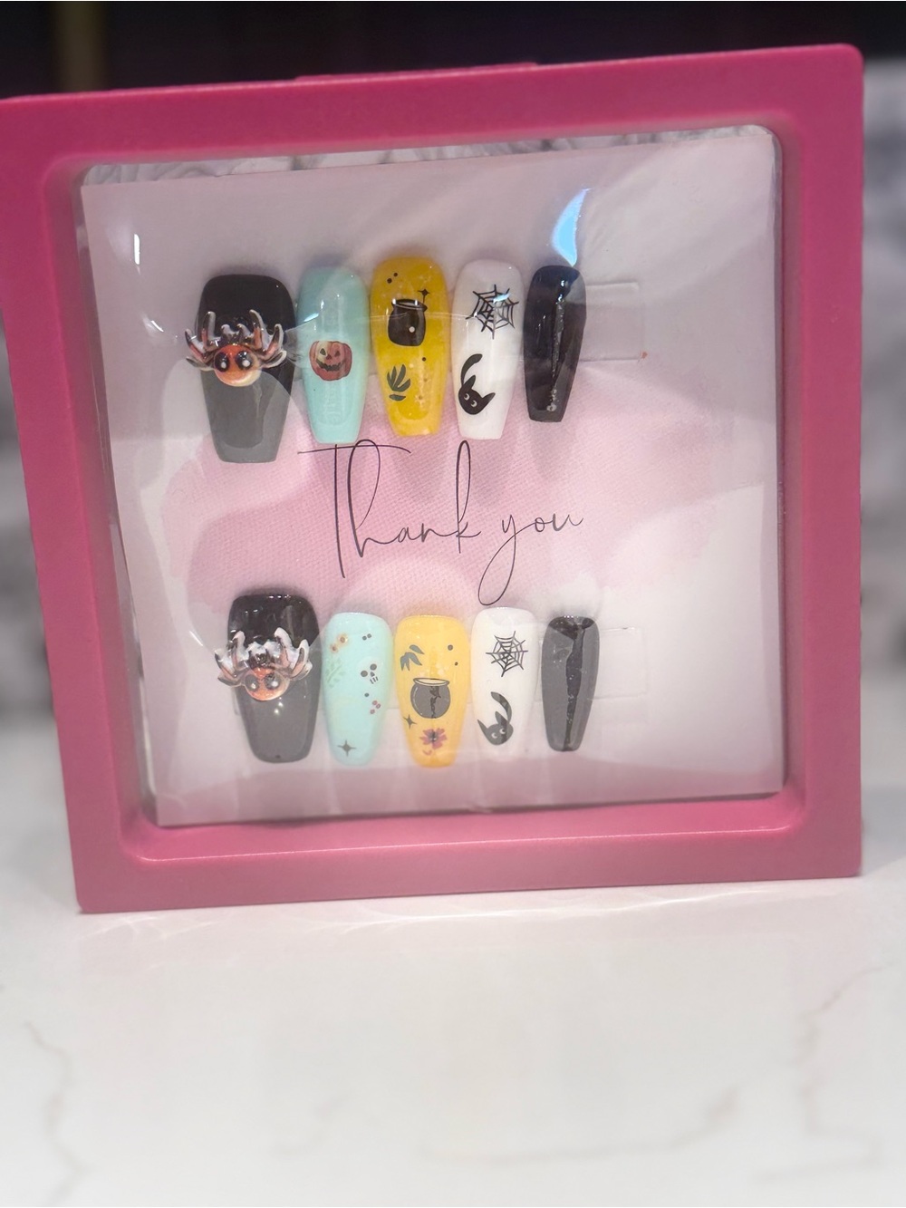 Halloween-Themed Women's Press-On Nail Set in Black, Yellow & Mint